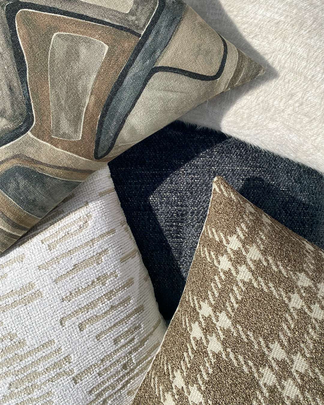 Piero-Cafe Throw Pillows | DV Kap Home