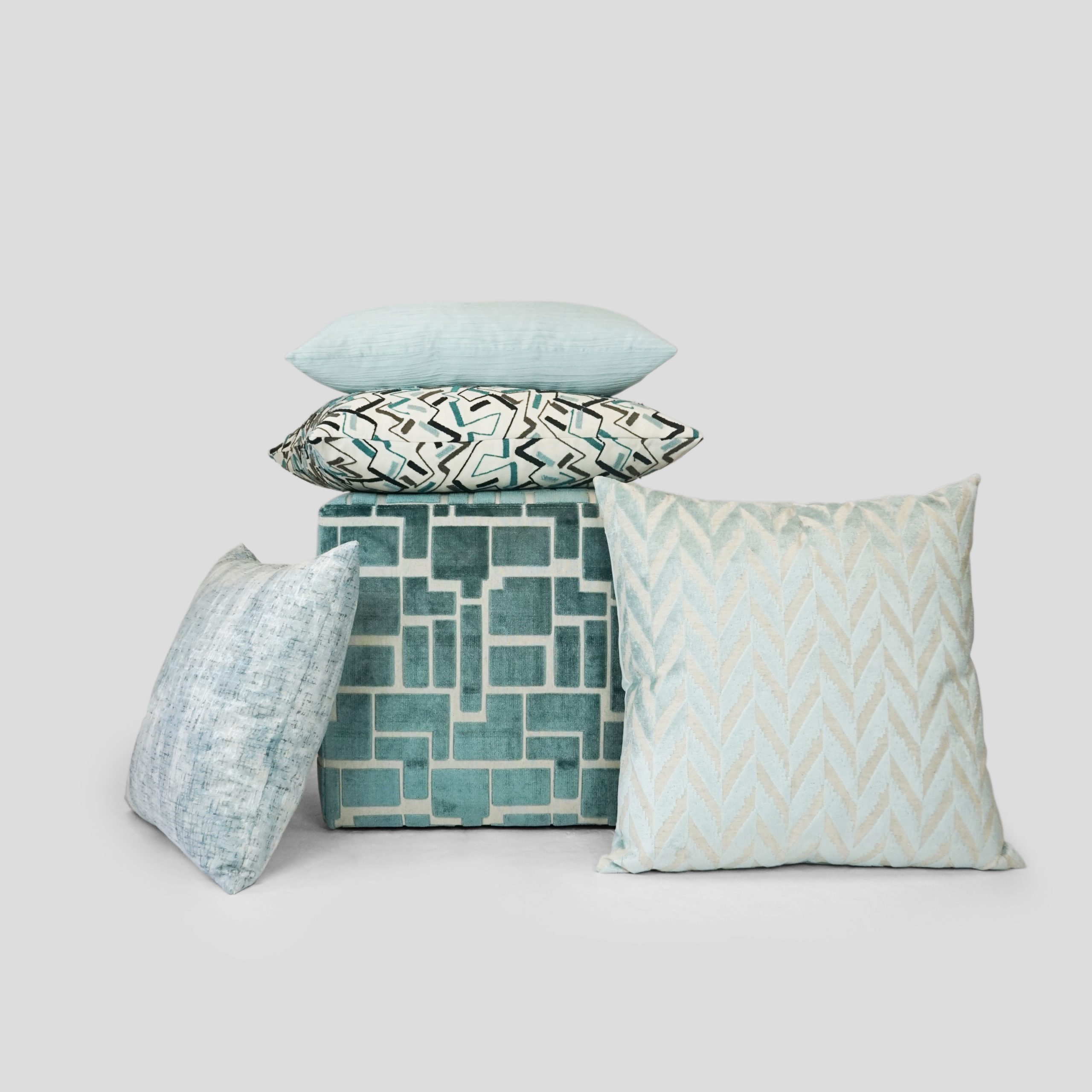 Riker Throw Pillows | DV Kap Home - Image 4